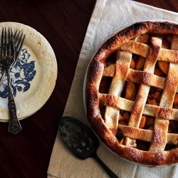 Vanilla Cardamom Peach Pie