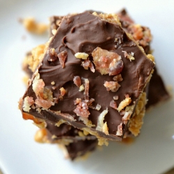 Bacon maple crunch bar