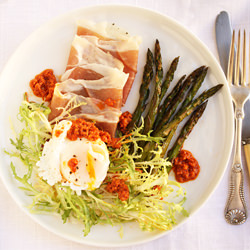 Egg with Romesco