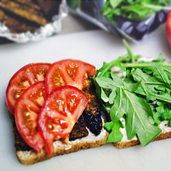 Maple Tempeh Bacon BLT