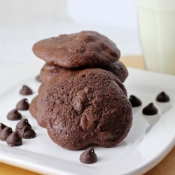 Ooey, Gooey Chocolate Chip Cookies