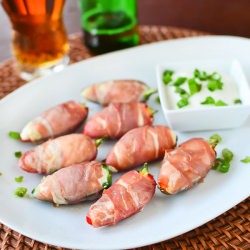 Prosciutto-Wrapped Jalapeno Poppers