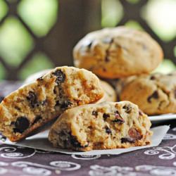 Levain Bakery Chocolate Chip Cookie