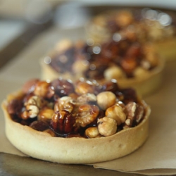 Salted Caramel Nut Tart