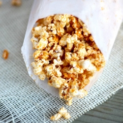 Sriracha Popcorn