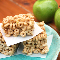 Apple Cinnamon Treats