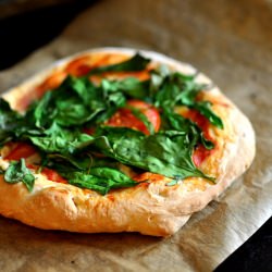 Spinach and Tomato Mini Pizzas