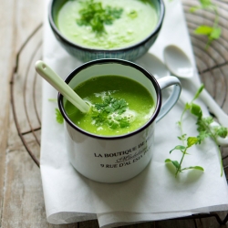 Green pea soup