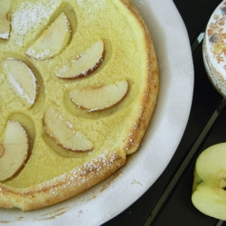 Puffy Apple Pancake