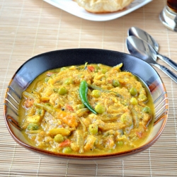 Onion Peas Kurma