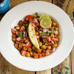 Chickpea Salad with Raw Mango