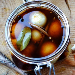 Pickled Onions In Balsamic Vinegar