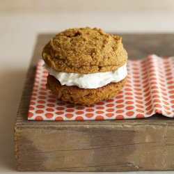 Pumpkin Whoopie Pies