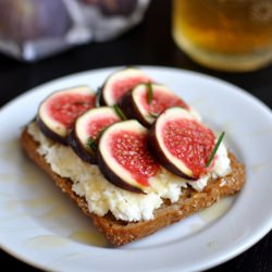 Ricotta Fresh Figs Sandwich