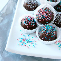 Red Velvet Cake Truffles