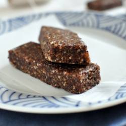 Raw Date Nut Bars