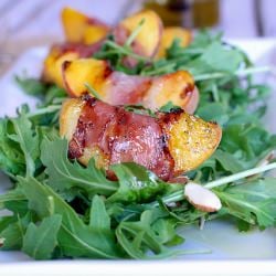 Grilled Peach Prosciutto Salad