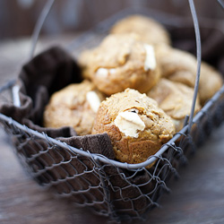 Pumpkin Muffins with Cream Cheese