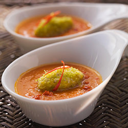 Spicy tomato and carrot soup