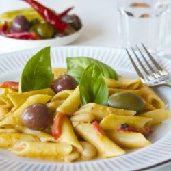 Pasta with Cannellini Bean sauce