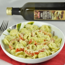 Red Pepper Pasta with Cream Sauce