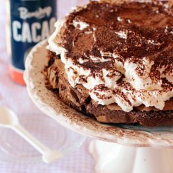 Chocolate cloud cake