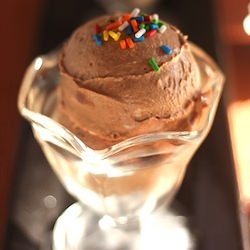 Easy Chocolate Ice Cream