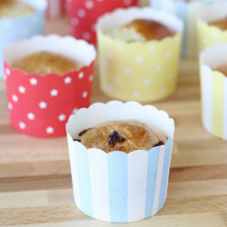 Custard-filled fruit buns