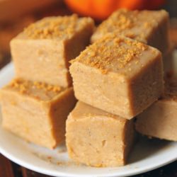 White Chocolate Pumpkin Fudge