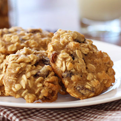 Guiltless Oatmeal Raisin Cookies