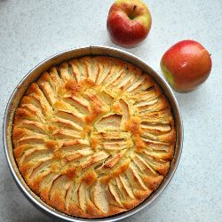 Apple Cake