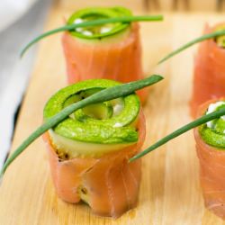 Salmon Rolls with Cream Cheese