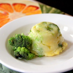 Broccoli Polenta Cakes