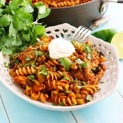 Cheesy Chicken Pasta Skillet