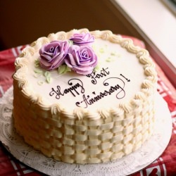 Chiffon Cake with Swiss Buttercream