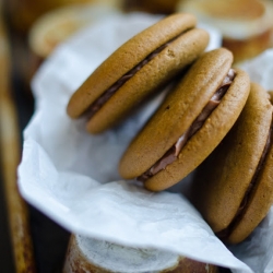 Gingerbread Sandwiches