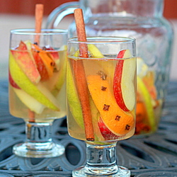 White Autumn Spice Sangria