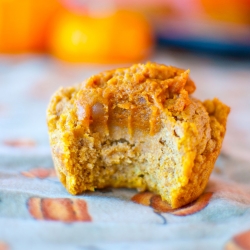 Pumpkin Pie Filled Muffins