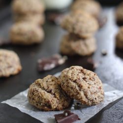 Chocolate Chunk {paleo} Cookies