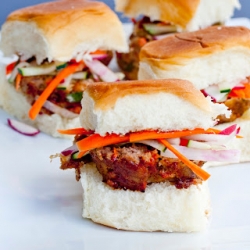 Bahn Mi Meatloaf Sliders