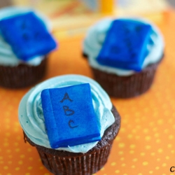 Baby Shower Cupcakes