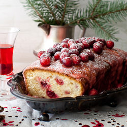 Lemon Cake with Cranberries