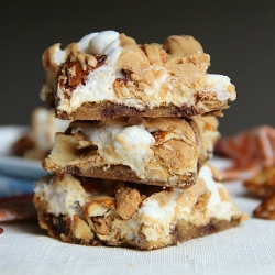 Peanut Butter Pretzel Bars