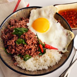 Minced Beef with Chiles