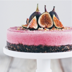 Raw Fig Cheesecake