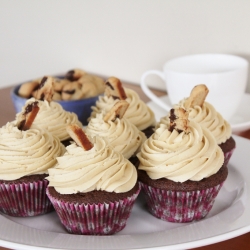 Chocolate Chip Cookie Dough Cupcake