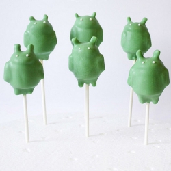 Cute Robot Google Android Cake Pops