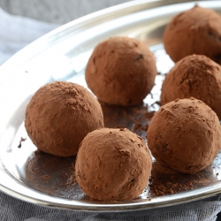 {Superfood} Spiced Autumn Truffles