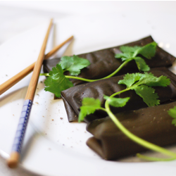 Seaweed Wraps with Guacamole