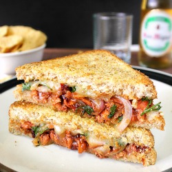 Raspberry Chipotle BBQ Sandwich